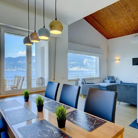 Holiday home Casa Bellavista Brenzone Mgh *